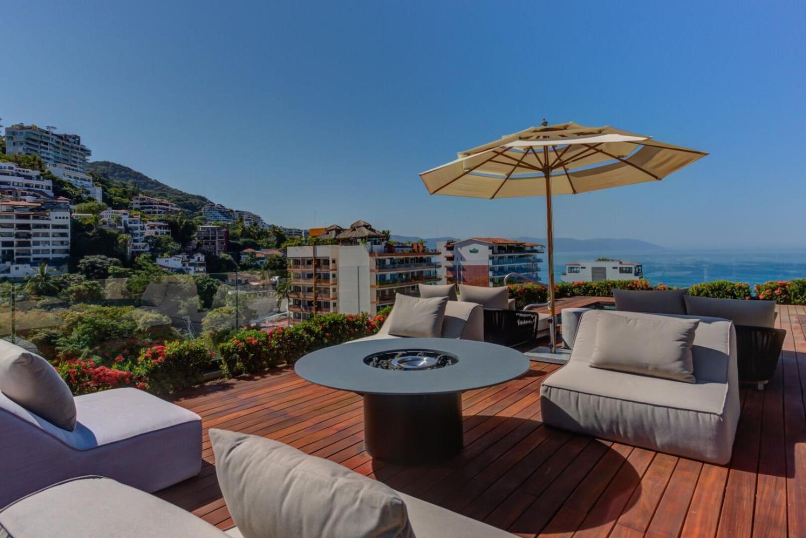 Sail View 105 Vallarta, Ocean View 푸에르토 발라타 외부 사진