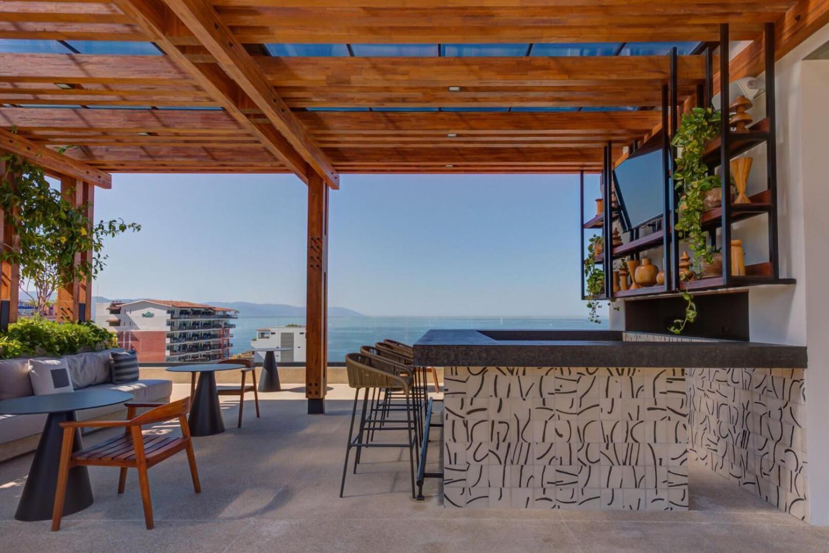 Sail View 105 Vallarta, Ocean View 푸에르토 발라타 외부 사진