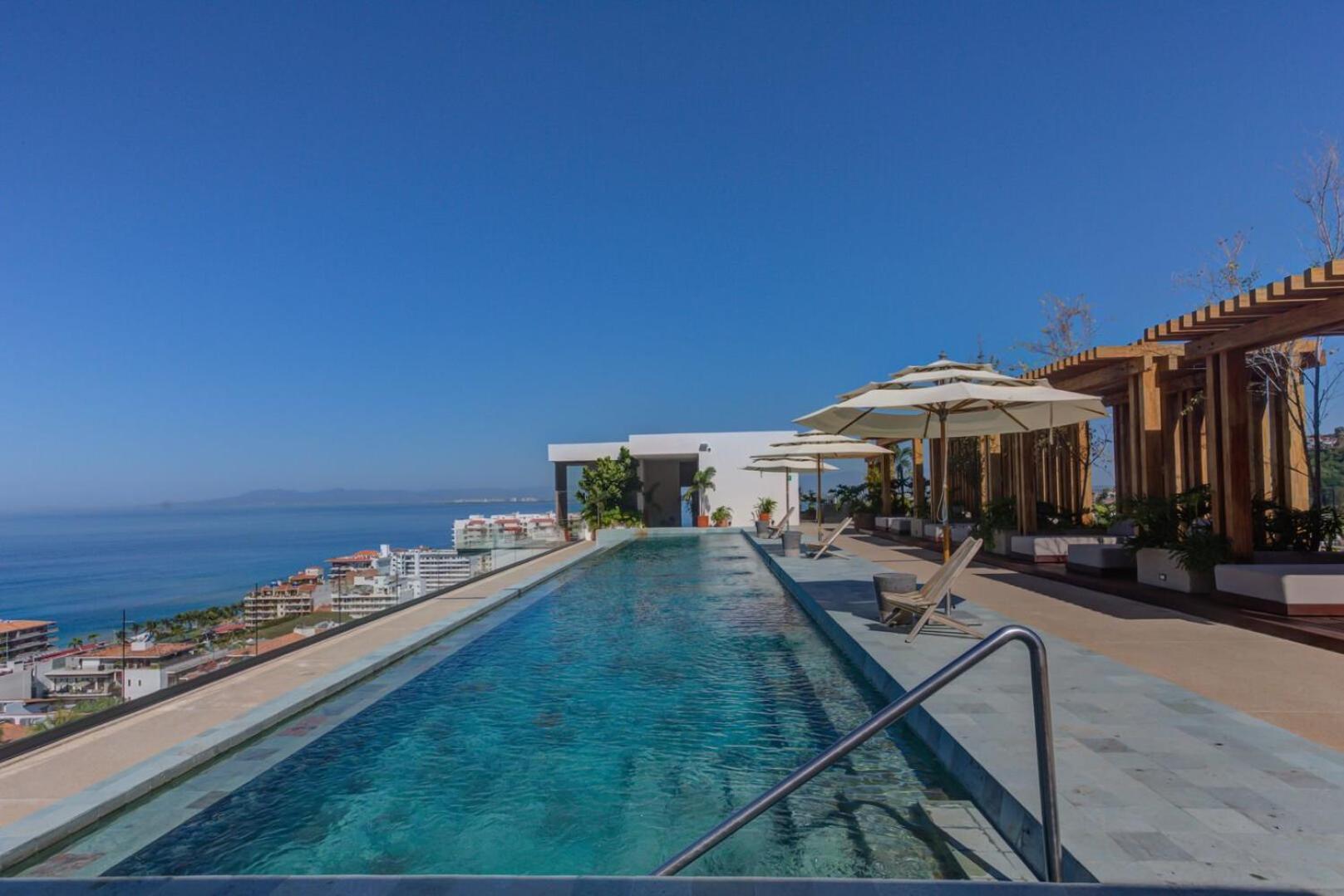 Sail View 105 Vallarta, Ocean View 푸에르토 발라타 외부 사진